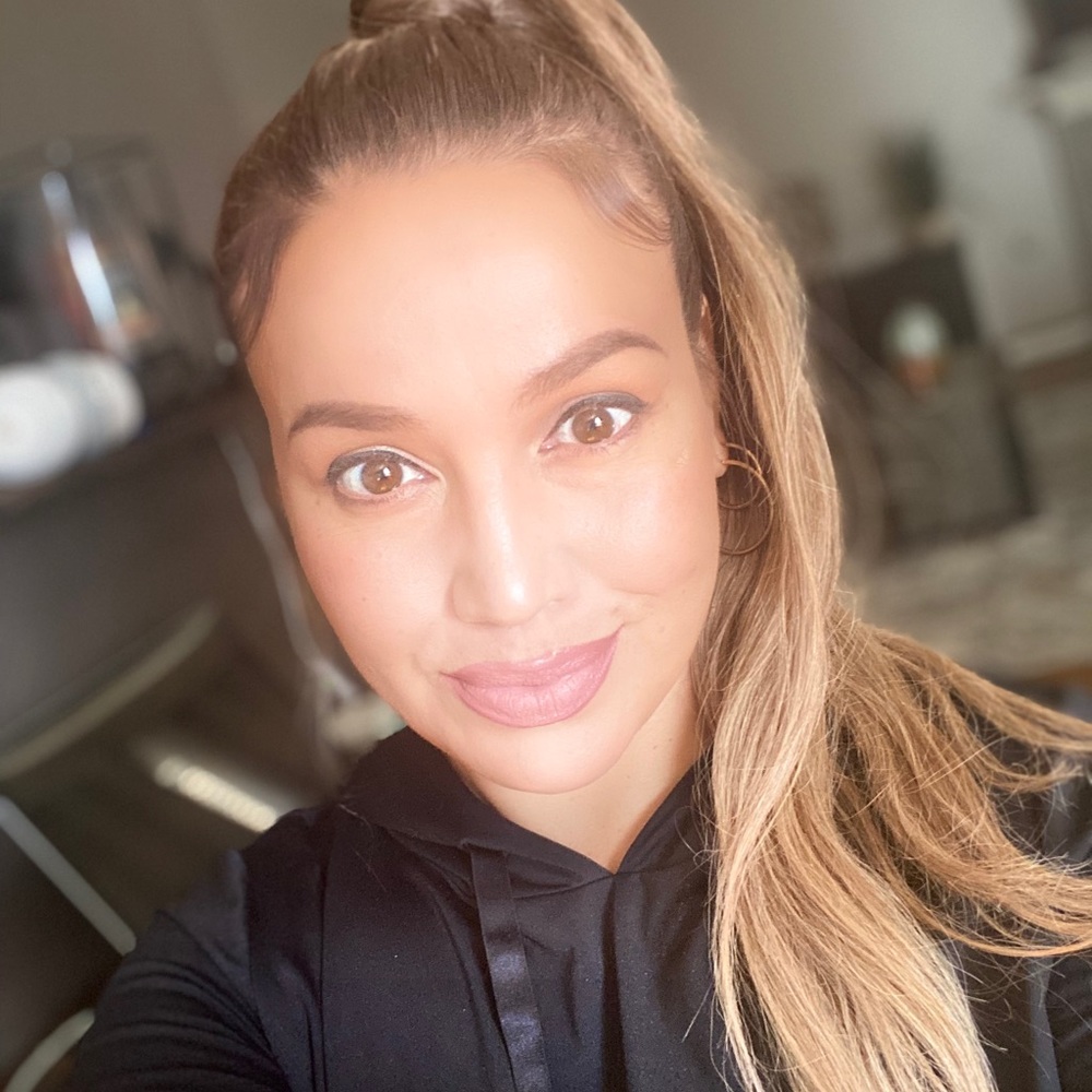 Meet your Posher, Christina